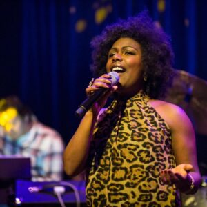 Natasia en Sounds Funky