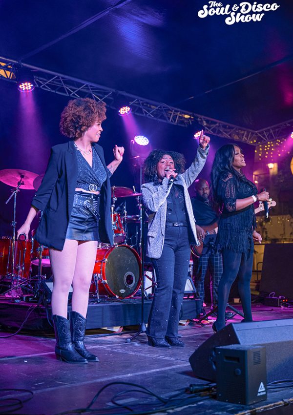 https://natasia.nl/wp-content/uploads/2025/03/DKRU_20250222_SoulDiscoDH_0166-600x850.jpg